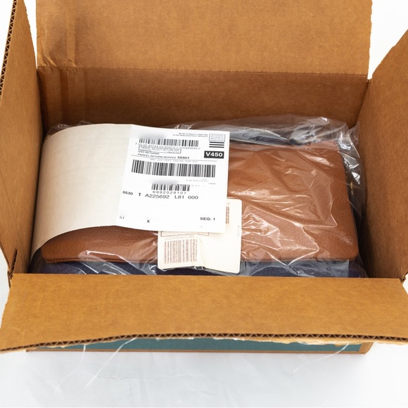 Preppy leather messenger bag Isaac Mizrahi Live Bridgehampton blue & brown - Picture 16 of 16